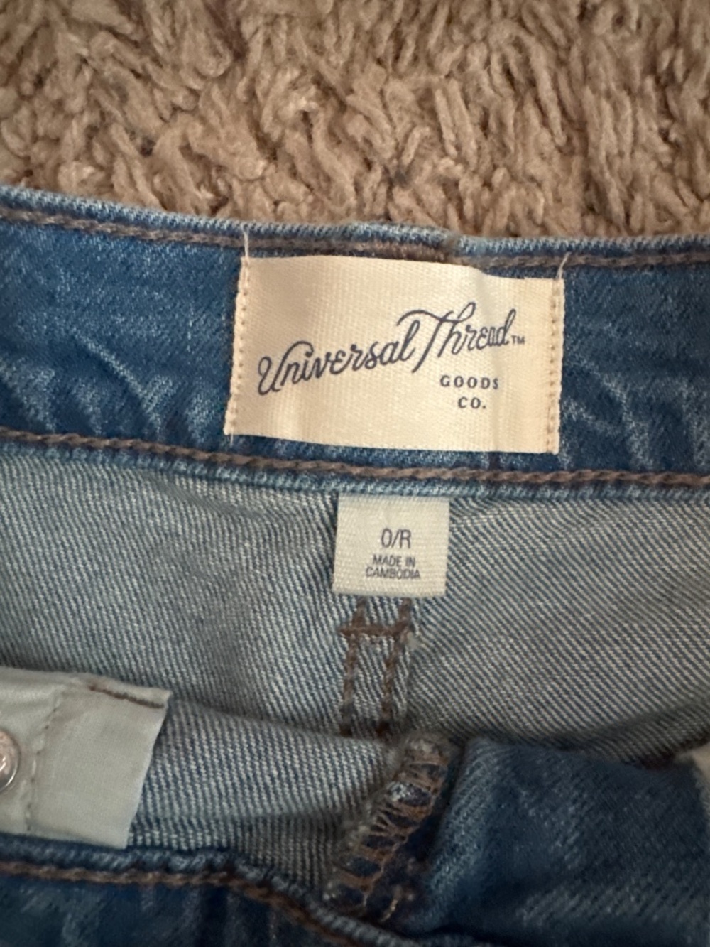 Universal Thread Shorts - Picture 4 of 4